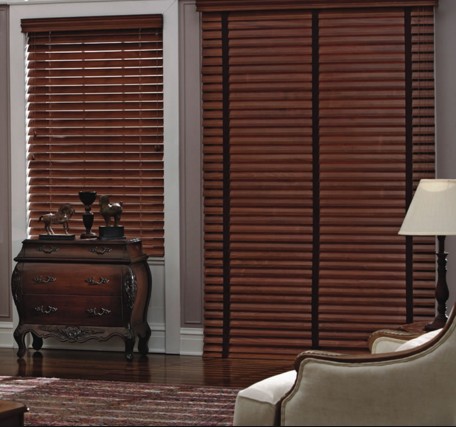 Kundenspezifischer Farb-PVC-Fensterladenlieferant, Soem PVC-Fensterladen im Porzellan