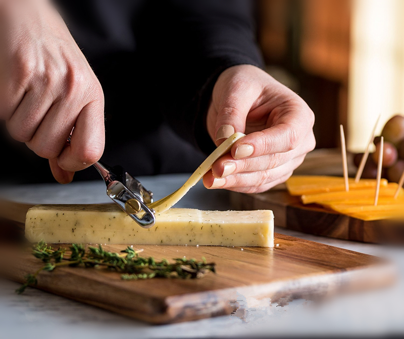 China Stainless steel Barware factory and Stainless steel Adjustable Thickness Cheese Slicer