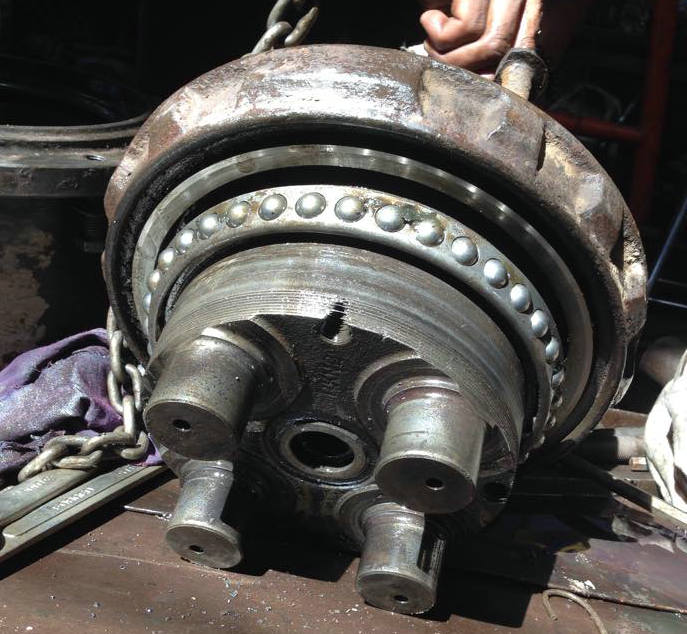 Ekskavatör Palet Tahrik Motoru Yüzey Contaları