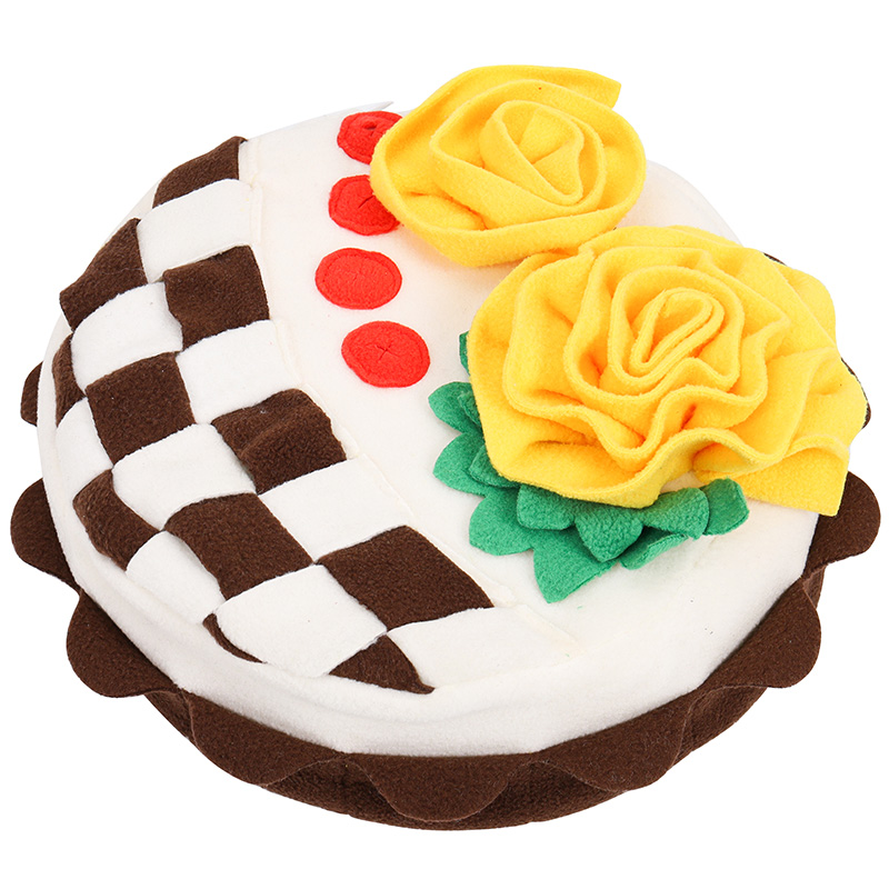 Cake sniff toy