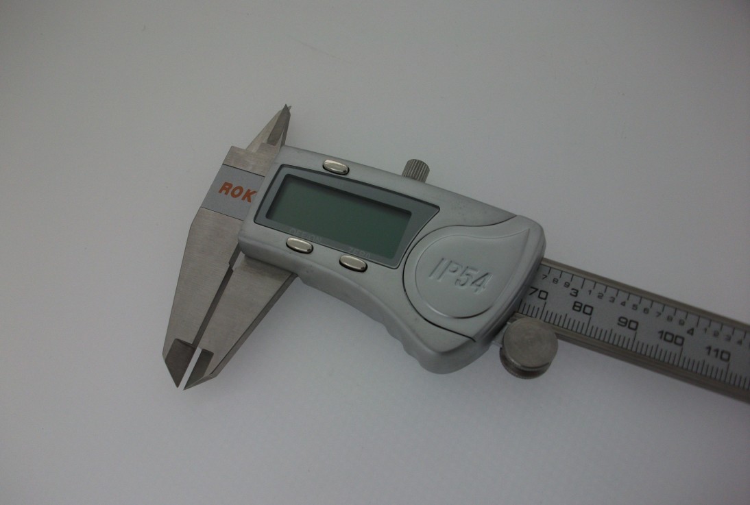 IP54 방수 캘리퍼스 (금속 케이스) 174-374