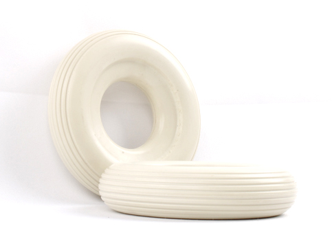 Le fournisseur de polyuréthane chinoise pneu gonflable brouette pneus