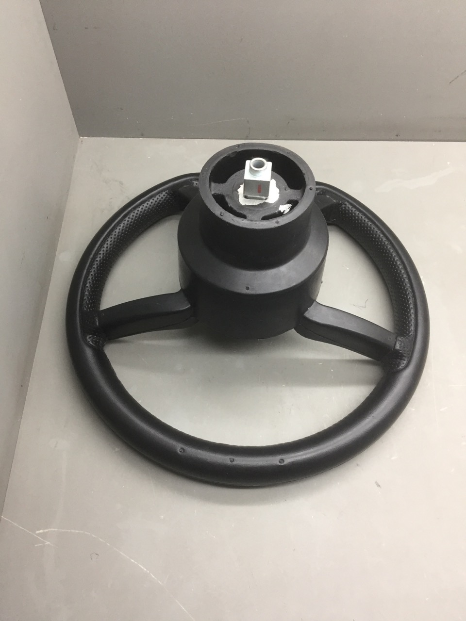 Lawn Mower Pu Integral Skin Water Resistant Steering Wheel Manufacturer