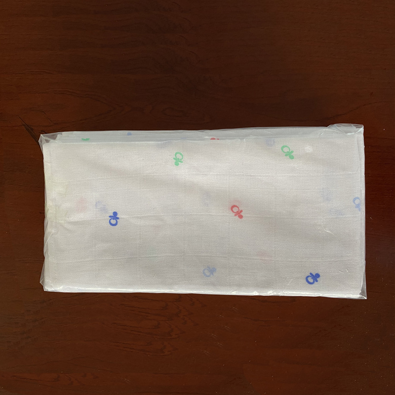 Baby diaper in printed gauze fabric in 100% cotton