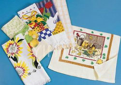 棉和涤纶印花厨房巾的条纹