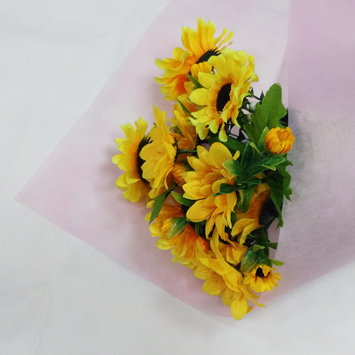 Wrap Flower 100% Polyester Spunbond Non Woven Fabric PET Spunbond Non Woven Factory
