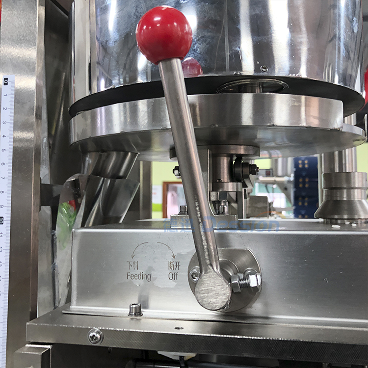 ماكينة تعبئة شاي أوراق الشاي وأكياس الشاي الصغيرة الأوتوماتيكية بالكامل من ثلاثة جوانب