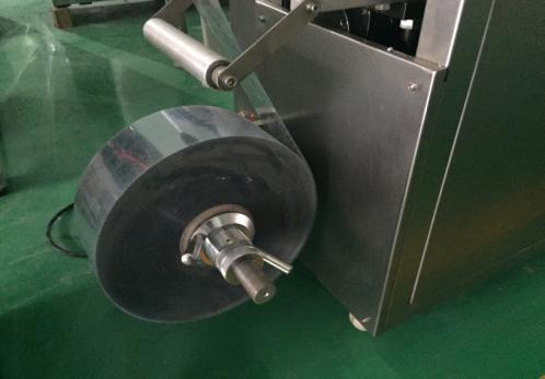 Trung Quốc Máy làm bơ tốc độ cao Máy làm đầy chất lỏng sô cô la nhà chế tạo