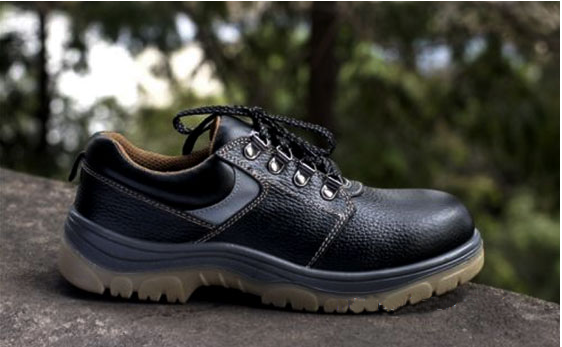 China TPU Sole Safety Boots manufacturer