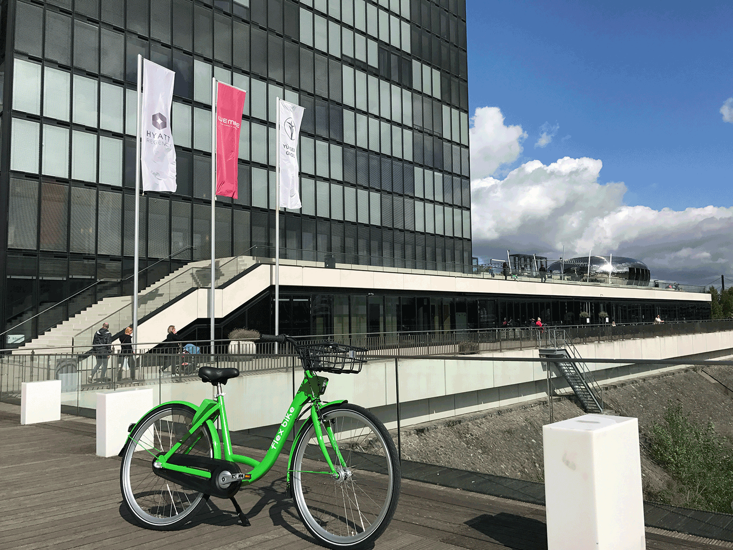 China Project cases manufacturer