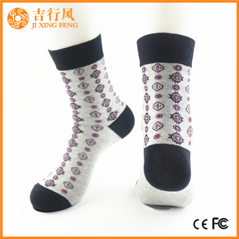 benutzerdefinierte Herren Socken Lieferanten und Hersteller Großhandel benutzerdefinierte Männer Baumwollsocken