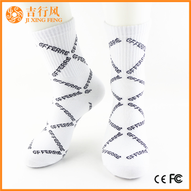 Männer Baumwolle Crew sportlich Socken Lieferanten und Hersteller Großhandel Mode Herren Sportsocken