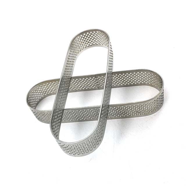 แหวนทาร์ตรูปวงรีพรุน